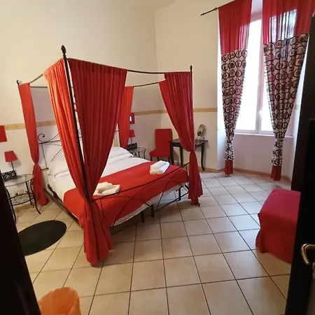 Apartment Merulana: A Due Passi Dal Colosseo Rom